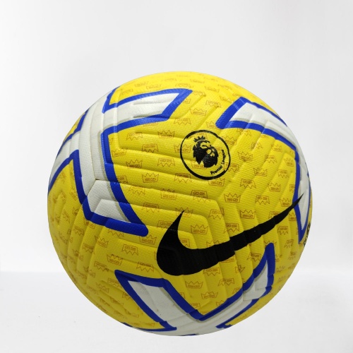 PL Brasil on X: DE VOLTA ÀS RAÍZES! A bola de inverno da Premier League  desta temporada será essa aí! Uma homenagem ao modelo 04/05 🥰 📸 Nike/ PremierLeague  / X