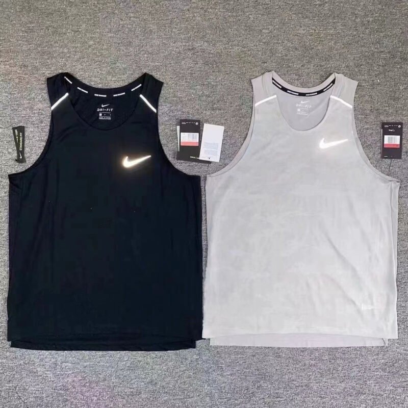 Regata Esportiva Nike Dry Fit Refletiva