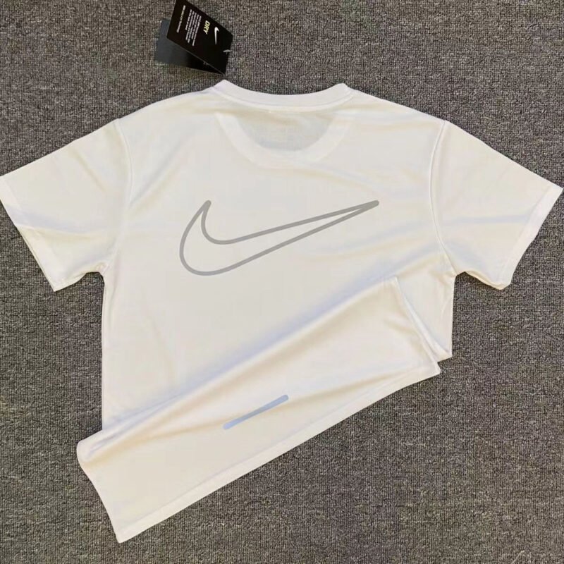 Camiseta Nike Refletiva Dry Fit