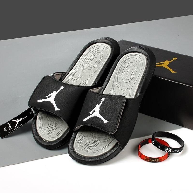 Chinelo Nike Air Jordan Hydro 6 Preto e Cinza