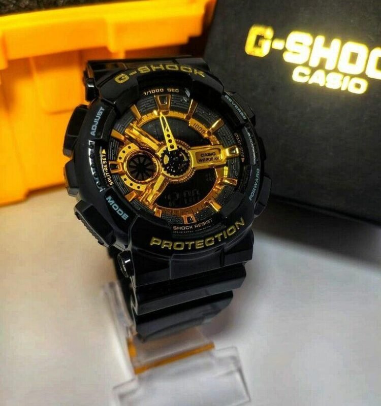 Relógio G-Shock GA-110 Preto e Dourado