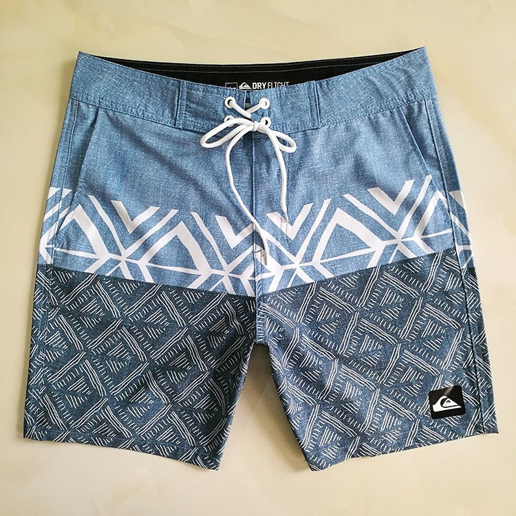 Bermuda Boardshort Quicksilver Secagem Rápida Azul e Cinza