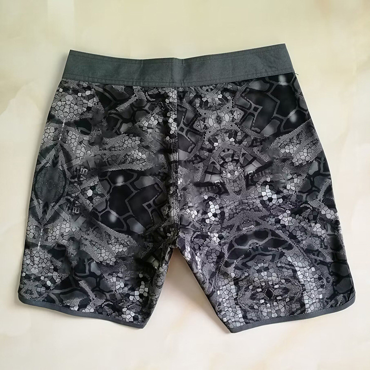 Bermuda Boardshort Quicksilver Secagem Rápida Verde