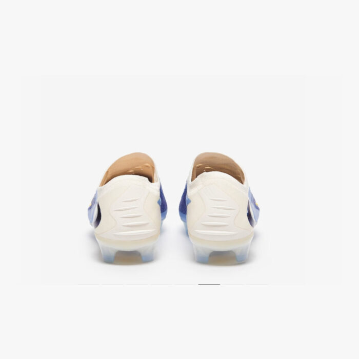 Chuteira de Campo Nike Phantom GX Elite 6 Low Branco e Azul - Image 4